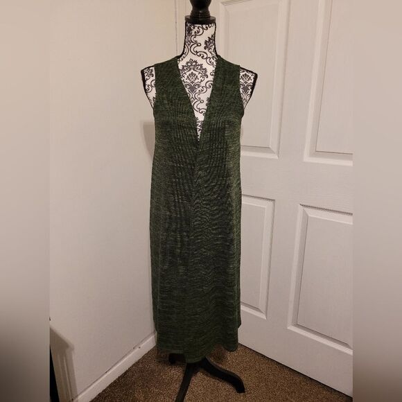 LuLaRoe Green/black heathered sleeveless open vest with split sides - Picture 1 of 5